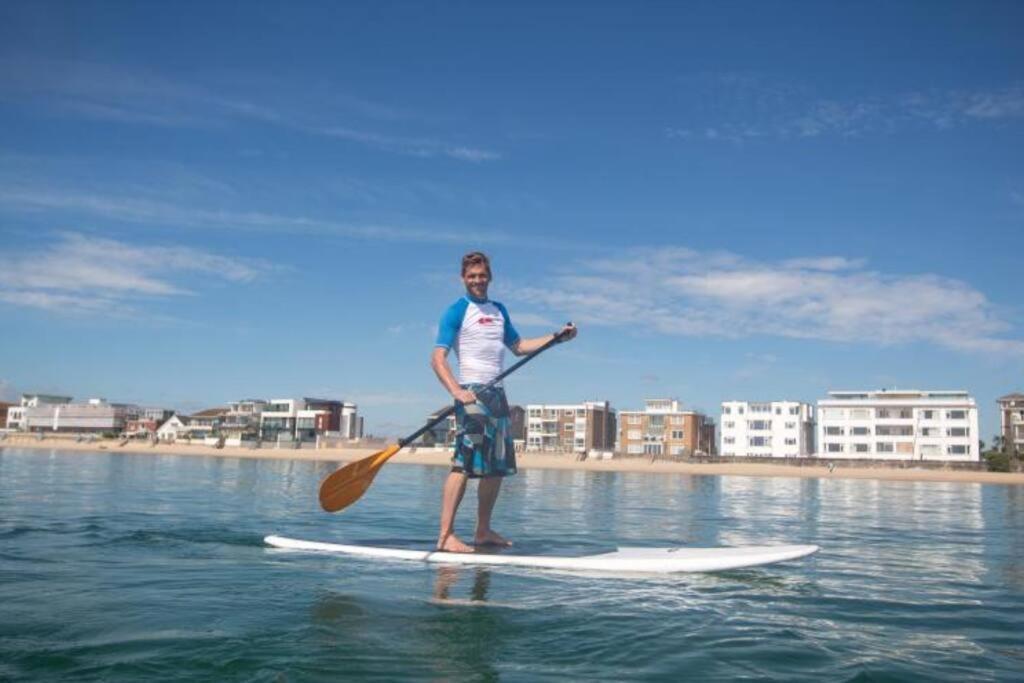 Spacious Sandbanks Apartment Near Beach And Bars With Free Parking Poole Buitenkant foto