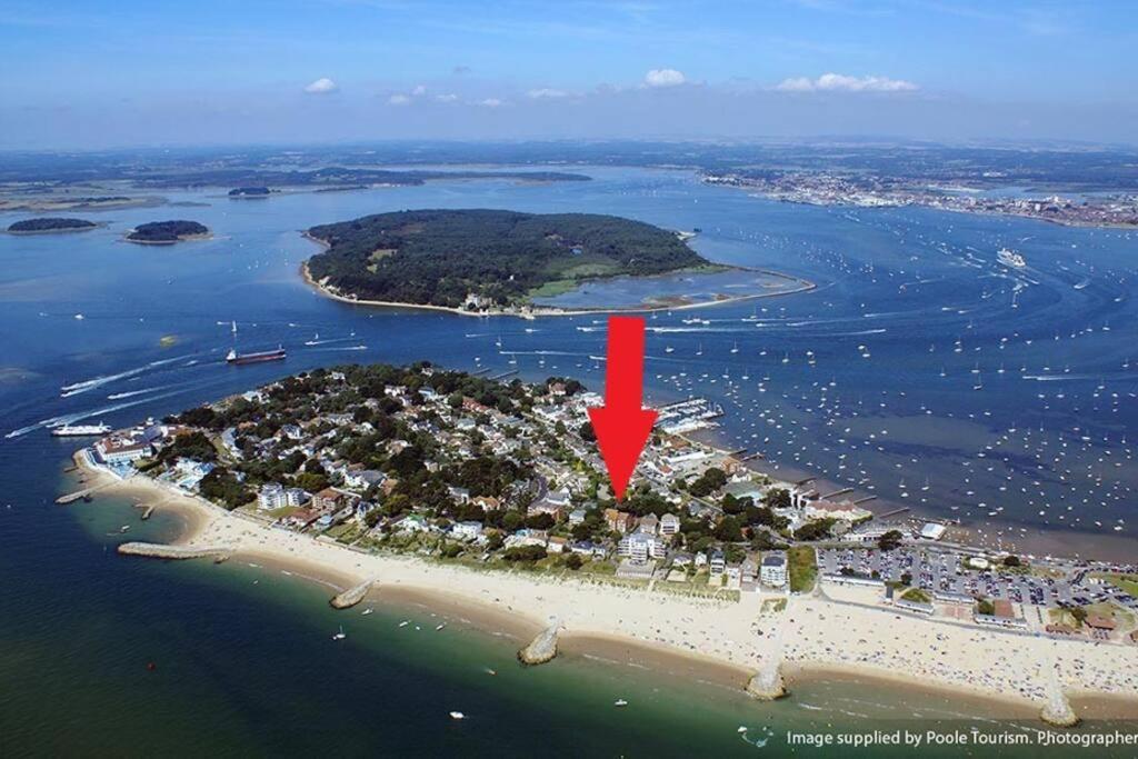Spacious Sandbanks Apartment Near Beach And Bars With Free Parking Poole Buitenkant foto